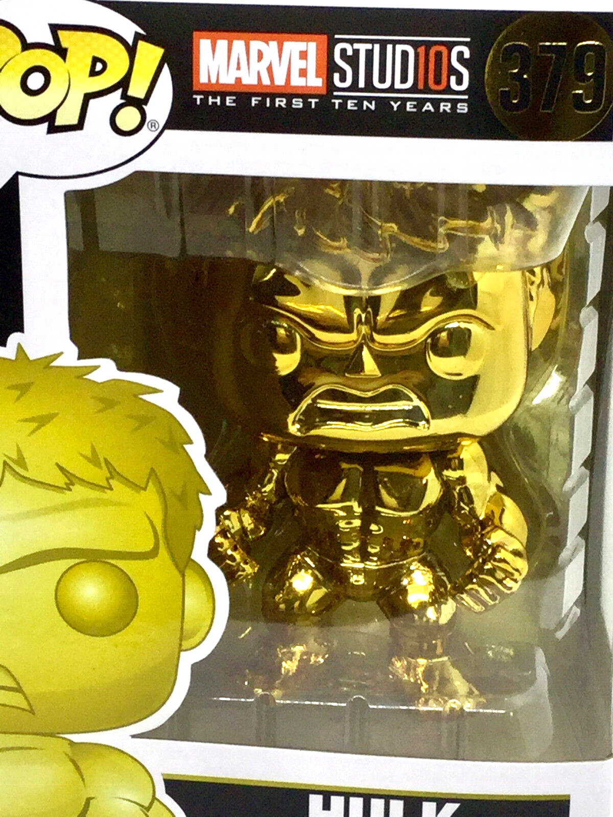 Hulk Pop #379 Gold Chrome Marvel Studio's 10th Funko Pop 2018 minor damage SEE
