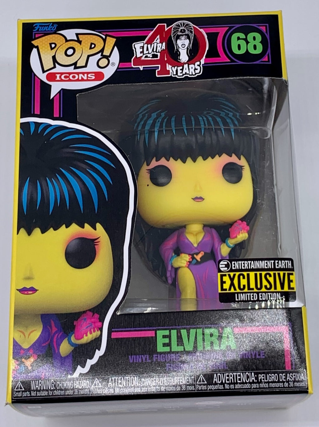 Elvira Pop #68 Black Light Elvira 40 Years Funko Pop Icons EE Exclusive 2022