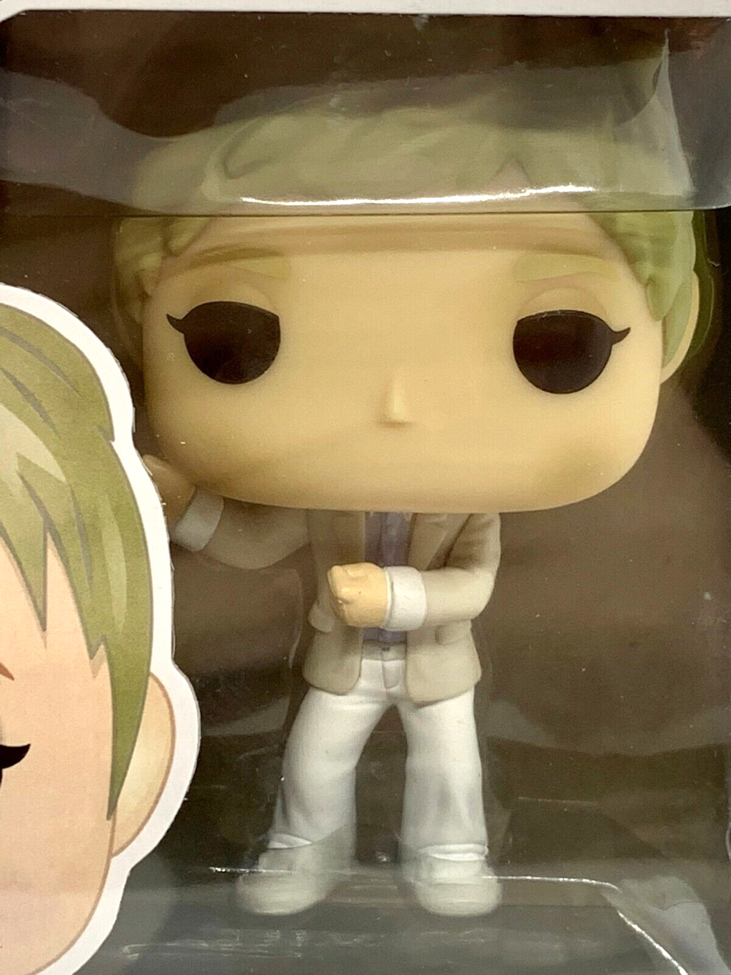 Ellen Degeneres Pop #618 Ellen Funko 2018 Vaulted in a Pop Protector