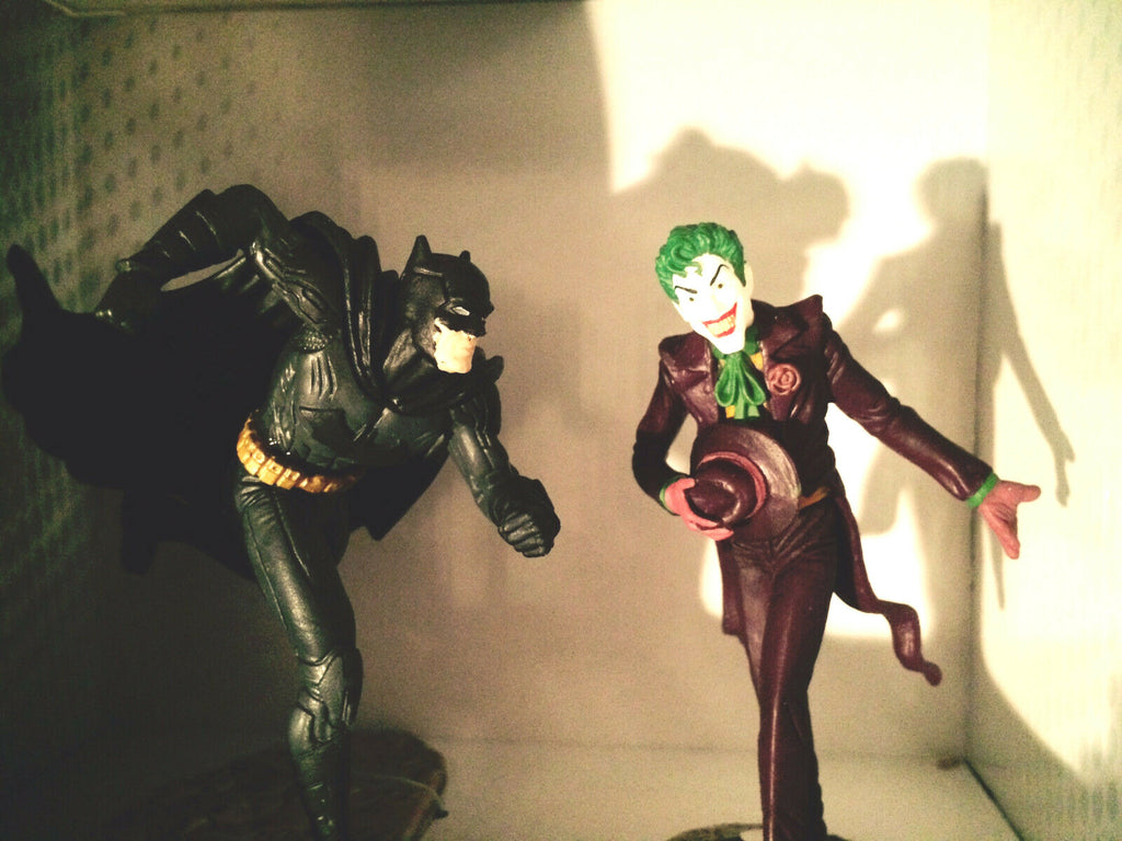 Batman vs The Joker Scenery Pack by Schleich Limited Edition 2 Piece Figure Set