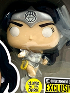 Wonder Woman White Lantern Pop #423 Glows Funko Pop Heroes EE Exclusive 2021