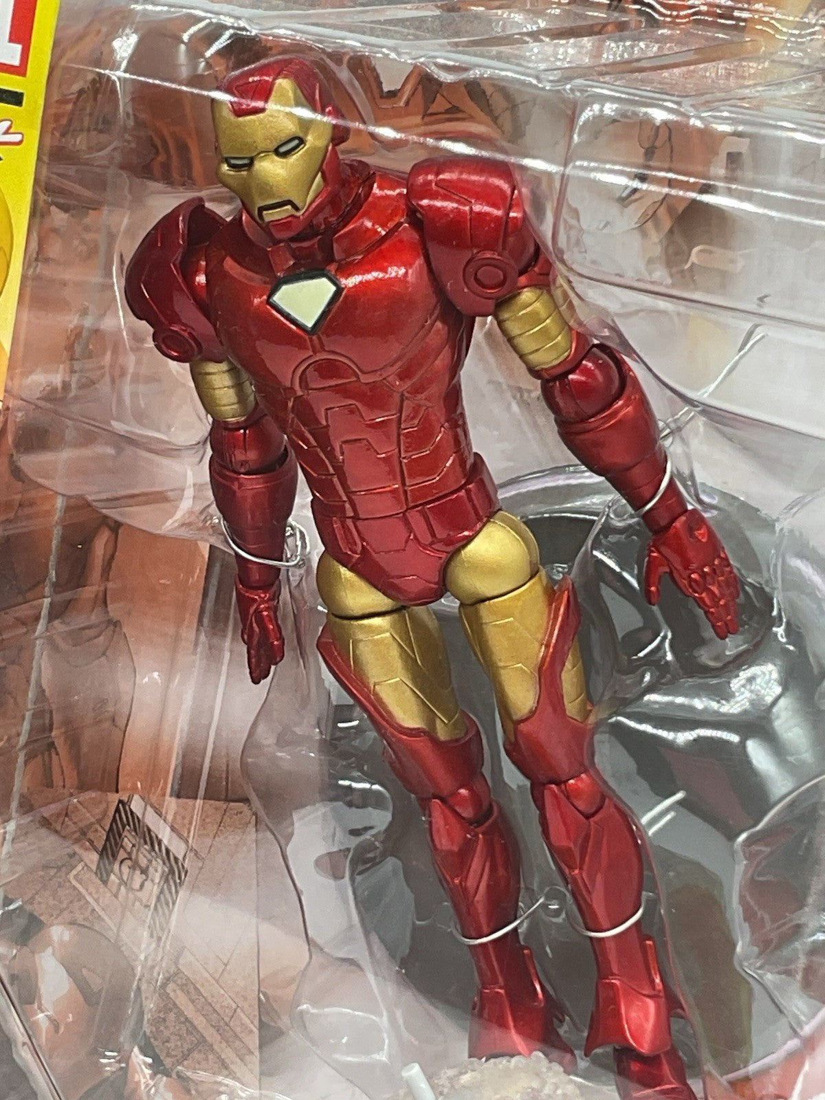 Marvel Select Iron Man Action Figure Diamond Select Toys Collector's Edit 7 inch