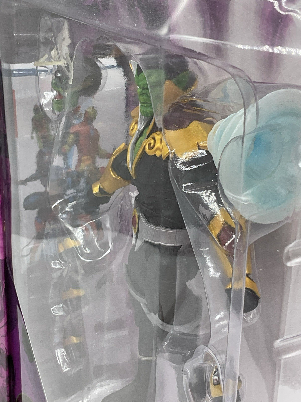 Marvel Select Super Skrull Action Figure with Accessories Diamond Select Toys 7"