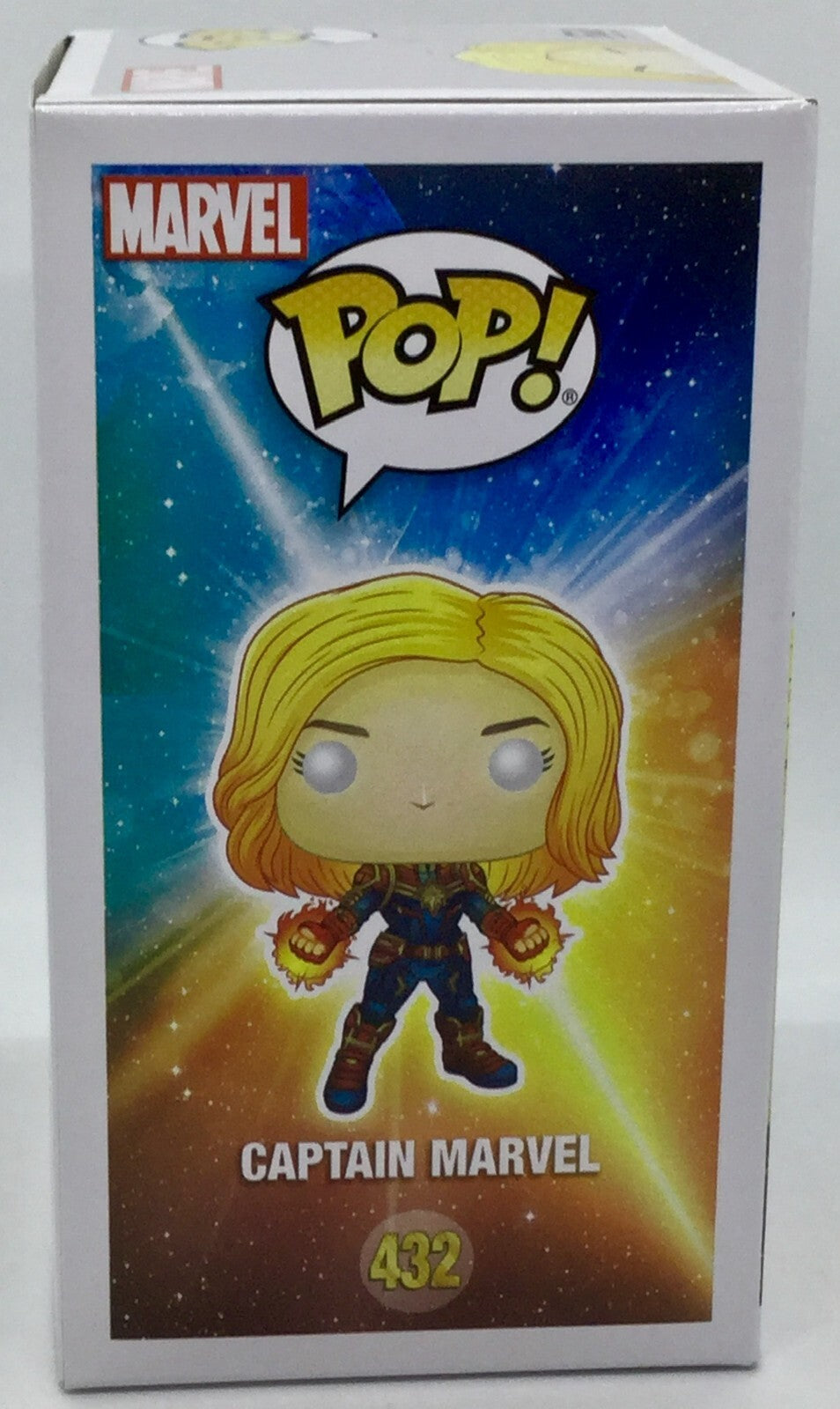 Captain Marvel Pop #432 Glows Marvel Funko 2018 WalMart Exclusive in Protector