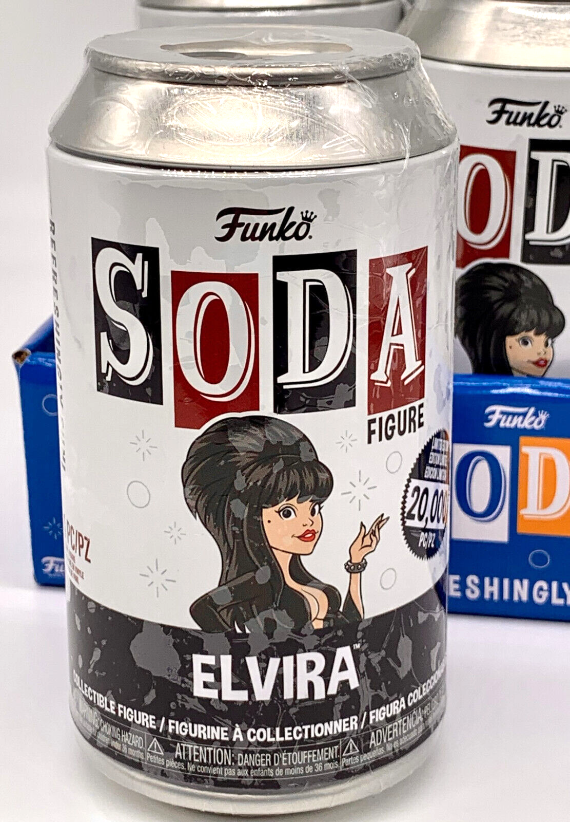 Elvira Funko Vinyl Soda Figure EE Exclusive Chance of Chase
