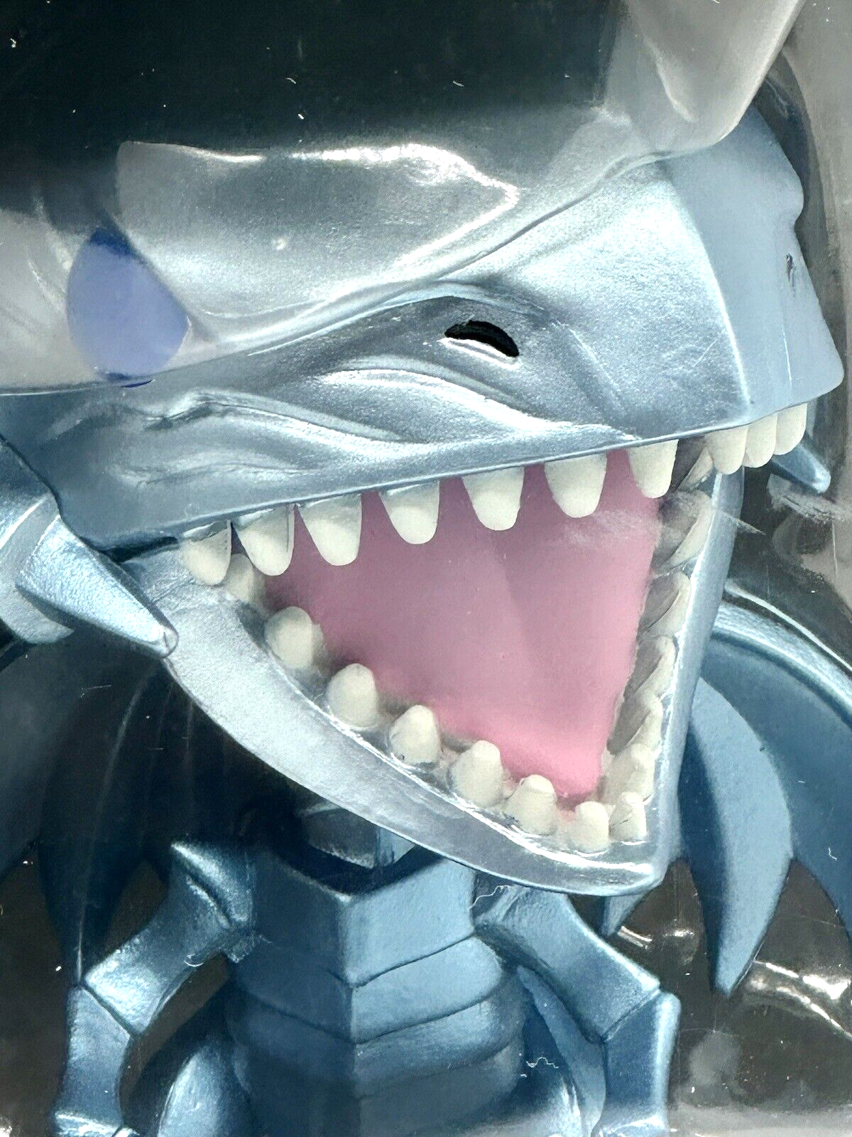 Blue Eyes White Dragon Pop #389 Yu-Gi-Oh Funko 2018/2023 Release Pop Protector
