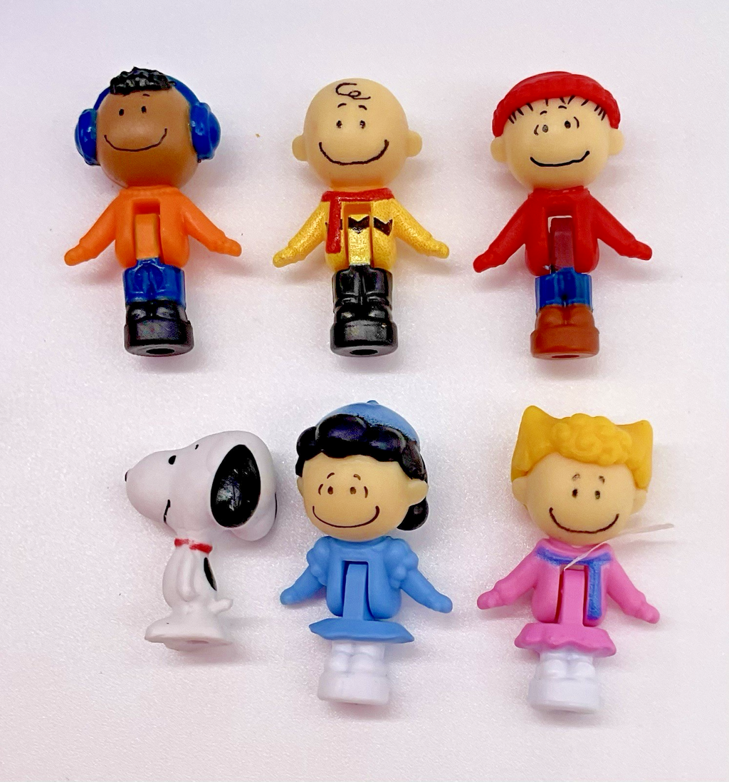 Polly Pocket Peanuts Compact Play Set Mattel Peanuts 75 Years Snoopy Woodstock