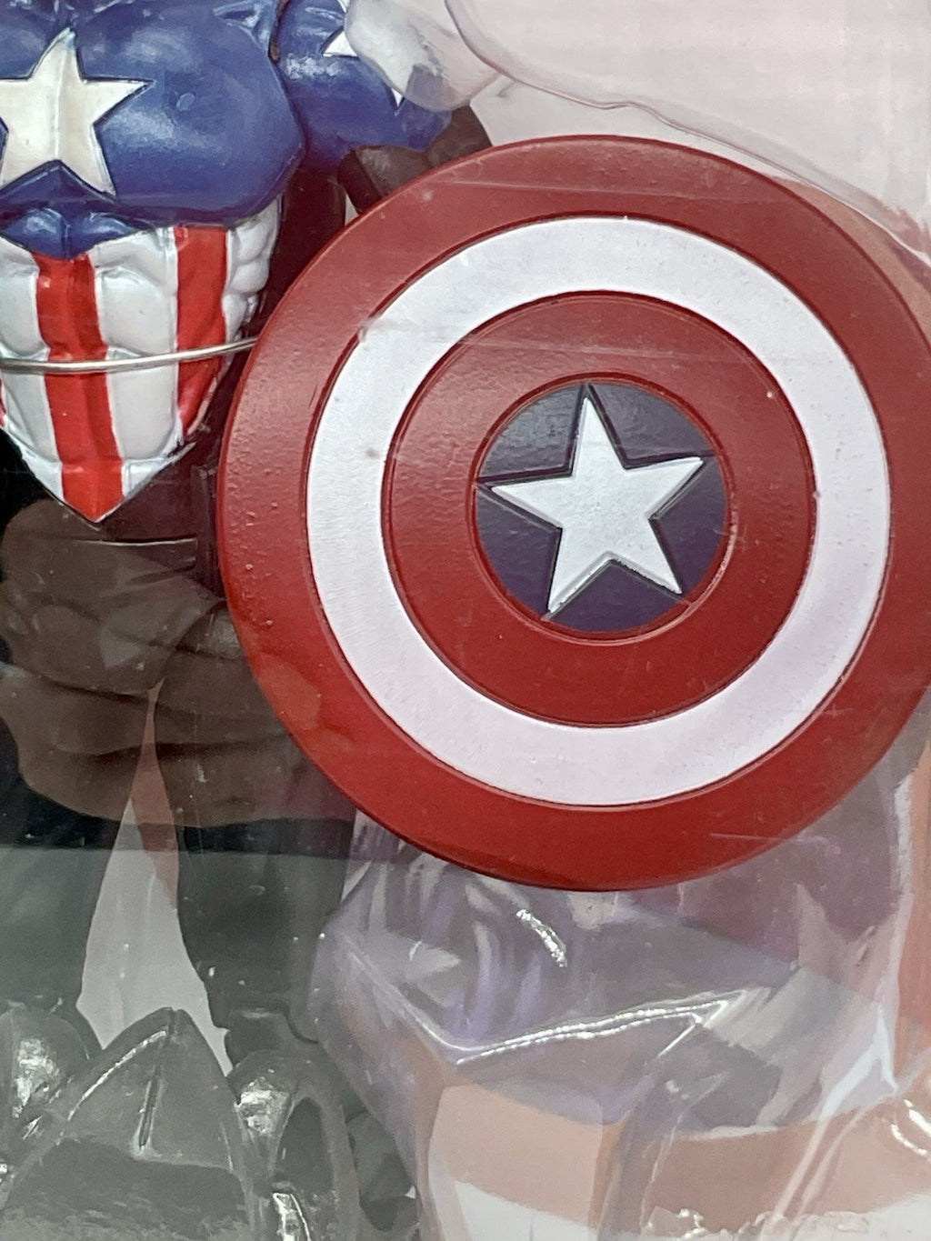 Captain America Marvel Select Action Figure 2021 Figure and Accessories