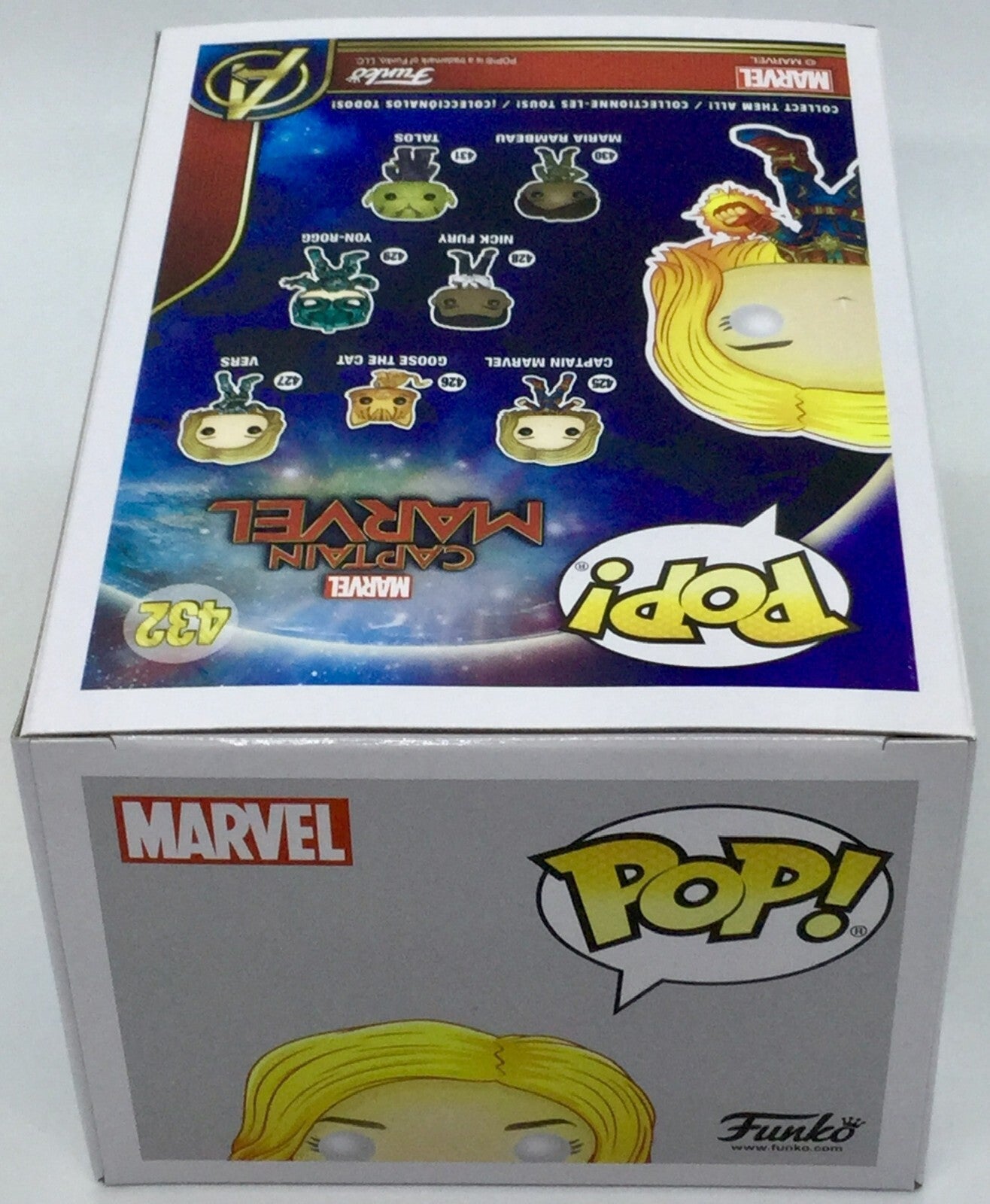 Captain Marvel Pop #432 Glows Marvel Funko 2018 WalMart Exclusive in Protector