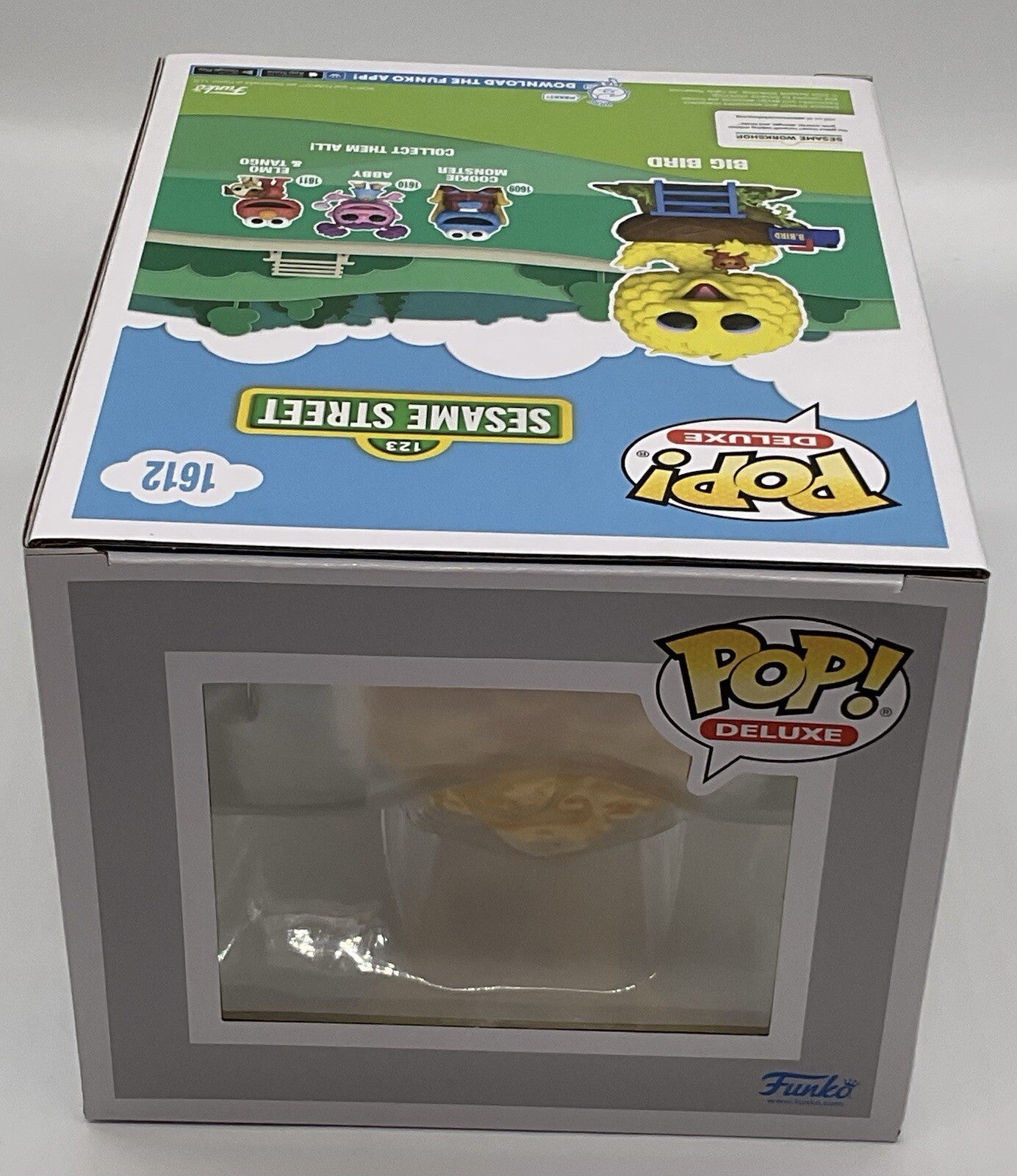 Big Bird in Nest Pop #1612 Sesame Street Funko Pop Deluxe 2024 Big Bird
