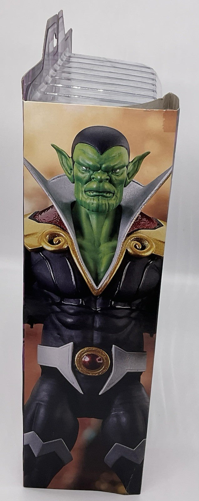 Marvel Select Super Skrull Action Figure with Accessories Diamond Select Toys 7"