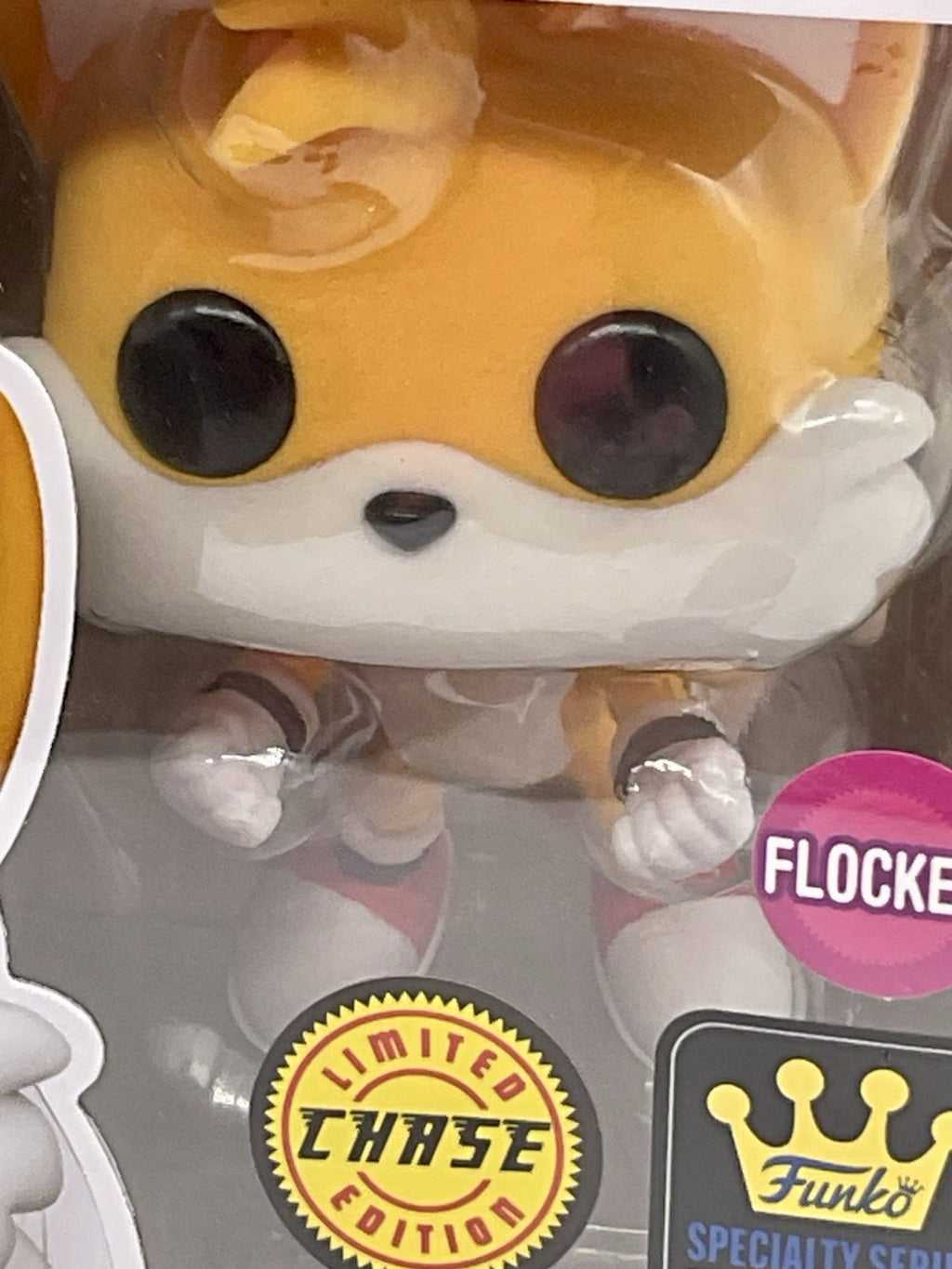 Tails Pop #978 Sonic the Hedgehog Funko Pop 2025 Chase Flocked in Pop Protector