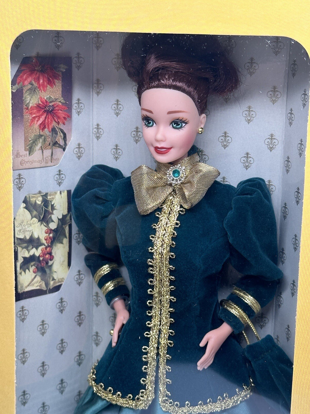 Yuletide Romance Barbie Doll Hallmark Special Edition 1996 New in Box