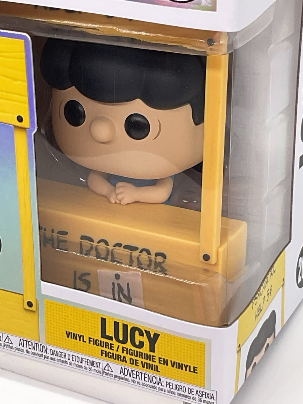 Peanuts Lucy "Doctor is In" Pop #2095 Funko Pop Plus 2025 Peanuts Comics